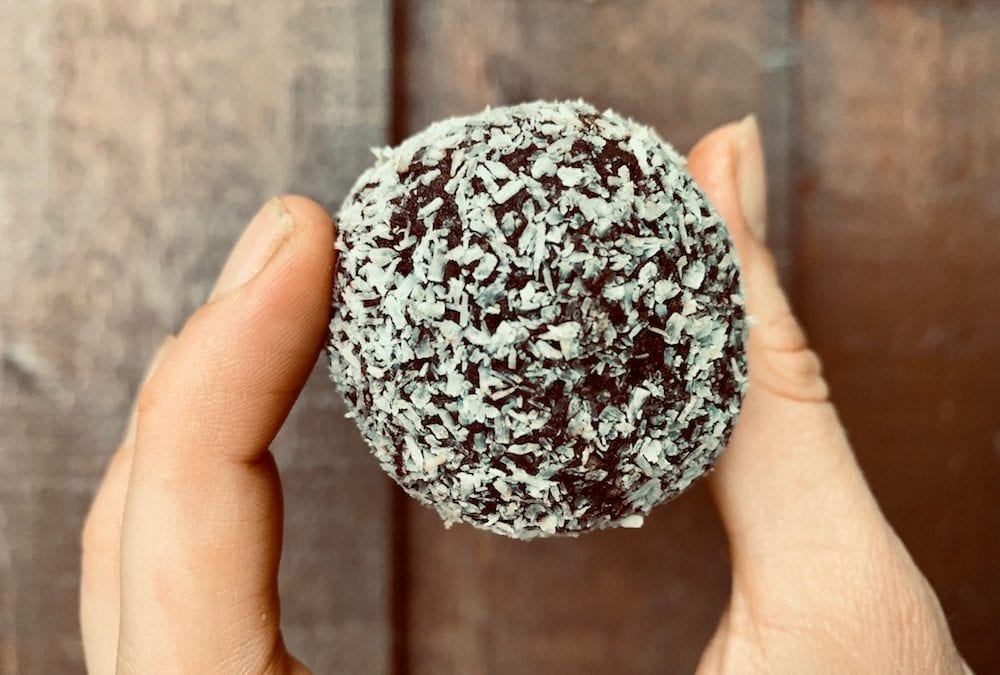 Mint, cacao and cinnamon myrtle bliss balls